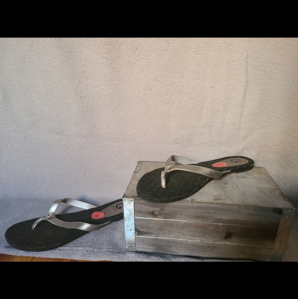 Guess Sandals